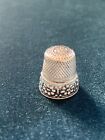 Lovely Vintage Sterling Silver Nature Flowers Daisies Ornate Sewing Thimble