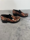 Klogs Balance Women   s Slip-on Leather Wedge Floral Black red gold 8 5m