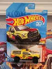 Hot Wheels 17 Ford F- 150 Raptor Hw Hot Trucks