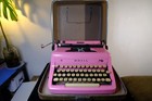 Exc Cond Vintage 1950s Royal Quiet De Luxe Typewriter W Case - Pink - Serviced