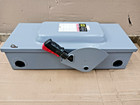 Square D 100 Amp Fusible Heavy Duty Safety Switch 3 Pole 240 Vac   250 Vdc H323n