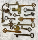 Lot 15 Varied Vintage Keys - Clock  Skeleton  Cabinet furniture   Tiny Padlock