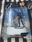 X Files Action Figures Lot Of  2  Fight The Future Series 1 Nib Scully mulder