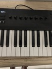 Native Instruments Komplete Kontrol A25 25-key Keyboard Controller