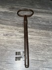 Vintage 7-1 4 Large Solid Barrel Skeleton Key