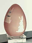 Vintage Arthur Court Frosted Pink Glass Etched Easter Bunny Egg Paperweight