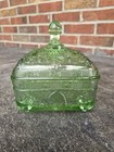 Vintage Glass Honeybee Bee Box Indiana Tiara Chantilly Green Lidded Candy Dish