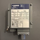 Telemecanique Sensors 9012gaw25 Pressure Switch Series C Class 9012 Type Gaw-25