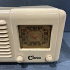 Vintage 1946 Clarion  C100 Bakelite Tube Radio