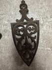 Antique Cast Iron Sad Iron Flatiron Trivet Fleur De Lis Medallion Footed Stand