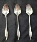 Reed   Barton Sterling Silver Spoon 6 1 4 