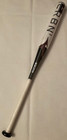 32  22 Oz Mizuno Crbn1  -10  Fastpitch Softball Bat White Black 340659 New Rare