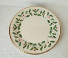 Lenox China Holiday Dimension Coll Holly   Berry Dinner Plates   Set Of 4