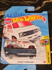Hot Wheels Treasure Hunt Lot Of 17 Sealed Camaro  Jeep  Ram 1500 Etc Sealed Moc
