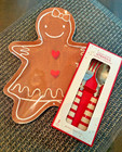  Pottery Barn Christmas Gingerbread Plate   Candy Cane Utensil Holiday Set 3 N