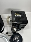 Alienbees B1600 640ws Strobe Flash