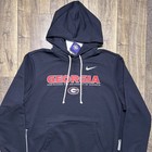 Men s Nike Black Georgia Bulldogs 2025 Sideline Standard Issue Dri-fit Hoodie Xl