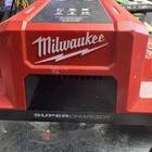 Milwaukee M18 18v Dual Battery Bay Simultaneous Super Charger Forge 48-59-1815