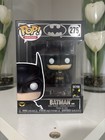 Funko Pop  Vinyl Batman 80th Anniversary Figure With Batarang Dc Universe  275