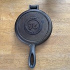 Rome Old Fashioned Cast Iron 6  Waffle Iron