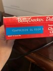 Betty Crocker Super Moist Cherry Chip Cake Mix  375g  free Shipping 