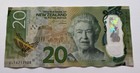 New Zealand 20 Dollars 2016 Karearea Falcon   beehive  Polymer Aoteroa Banknote