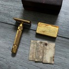 Vintage Gillette Gold Tone Open Comb Double Edge Safety Razor Set Case Blades