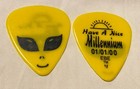 Vintage Guitar Pick-ebe Alien Guitar Picks-yellow   Glow-millennium-lot Of 2-nos