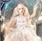 Disney White Quern Doll Alice Through The Looking Glass Anne Hathaway Miranda