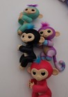 Wowwee Fingerlings Gigi Interactive Unicorn And 5 Friends Looking For A New Home