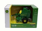 1 32 John Deere 561r Round Baler With Bale Toy - Lp84371