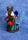 1994 Hallmark Ornament Looney Tunes Road Runner   Wile E  Coyote - Mint In Box