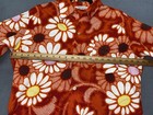 Vintage 1970s  Made In Hawaii Barkcloth Psychedelic Daisies Button Up Shirt    l   