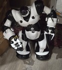 Wowwee Robosapien Humanoid Robot White Black Interactive Toy 8081 No Remote