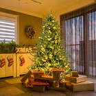 6 Ft Pre-lit Artificial Christmas Tree  Hinged Christmas Tree W  788 Branch Tips