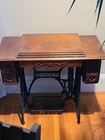 Singer Sewing Treadle Machine 15-30 - 1907-1908 - Vintage Antique In Oak Cabinet
