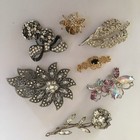 Lot Of 7 Costume Brooches Pins Vintage Modern 1 Signed Lc   Avon   Hedy