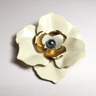 Pretty Vintage Retro White Enamel Layered Flower Brooch W pearl Center 