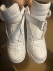 Nike Men s Air Force 1  07 Mid White - Size 9  no Box  No Laces  One Dubrae 