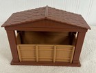 Vintage New-ray Miniature Horse Stable Barn Lot W  3 Breyer Stablemates Models