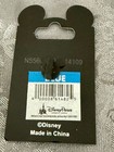 Disney Pin Original Frozen Elsa And Anna Snowflake New On Backing Card