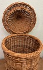 28  Vintage Wicker Basket With Lid Large Round Lidded Storage Hamper