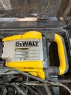 Dewalt Demolition Hammer Model D25901  194682-1 