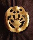 Antique Large Button Pierced Goldtone Brass And Detailed Floral Leaves Shank