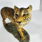 Vtg Bengal Tiger Figurine Home Decor Resin 16  Long X 11 5  Tall