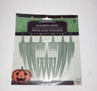 Glow In The Dark Pumpkin Teeth fangs Halloween Decorating 7 Piece Set Nos