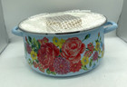 The Pioneer Woman Sweet Rose Home 6 4 Quart Enamel Steel Floral Dutch Oven   Lid