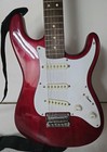 Squier By Fender Stratocaster Electric Guitar Candy Apple Red Ecu