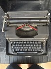 1930 s Underwood Universal Portable Typewriter In Case