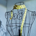 Female Wire Dress Form Adjustable Height Metal Wire Body With Adjustable Height